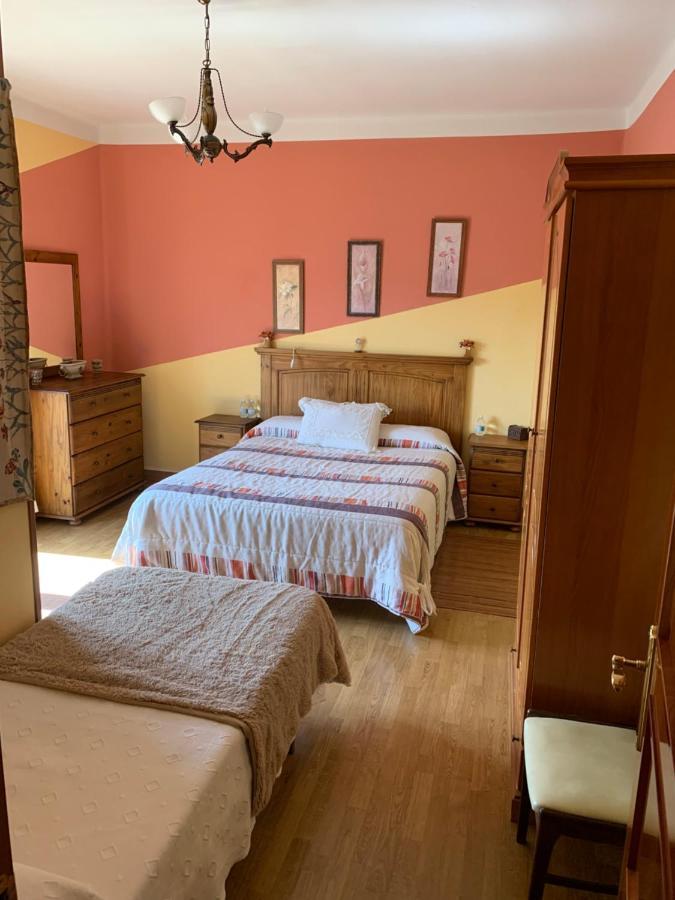 Casa Rural Villa Abeleste Fuentelisendo Bagian luar foto